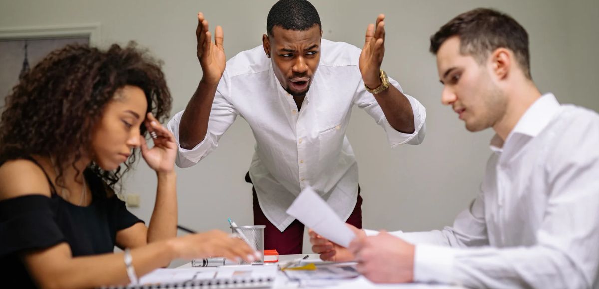 Detracter How to Recognize and Handle Destructive Criticism | Spokk